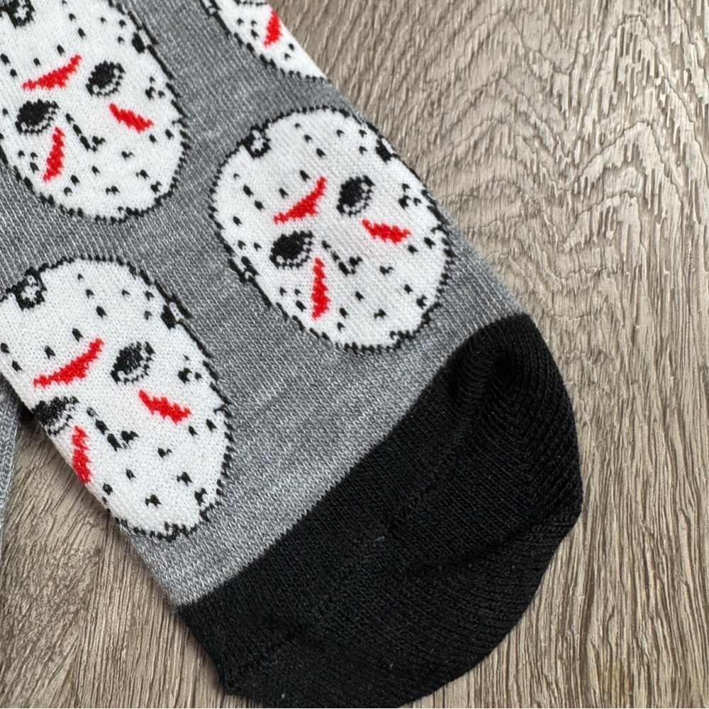 Friday the 13th Jason Voorhees Mask Crew Socks - Picture 4 of 5